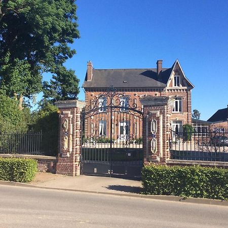 L'Hostellerie Du Chateau Mesnil-Saint-Nicaise Bagian luar foto